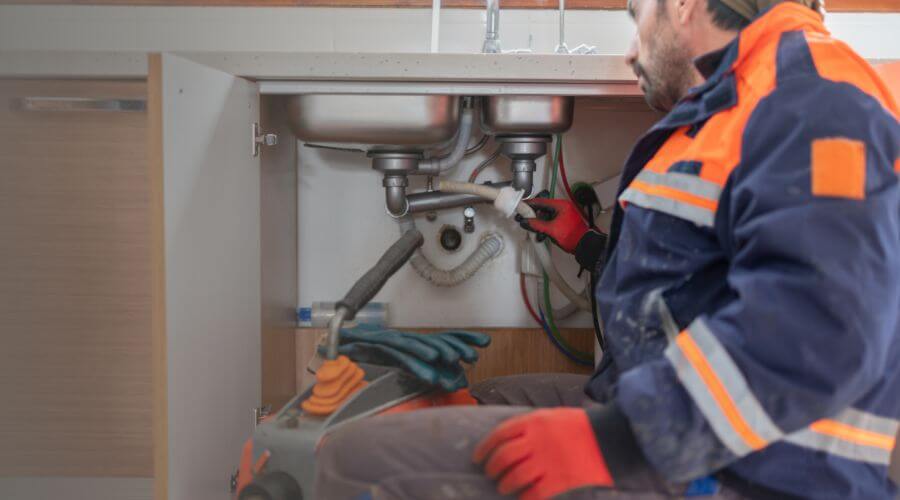 Professional slab leak plumber services in Arnold, NE